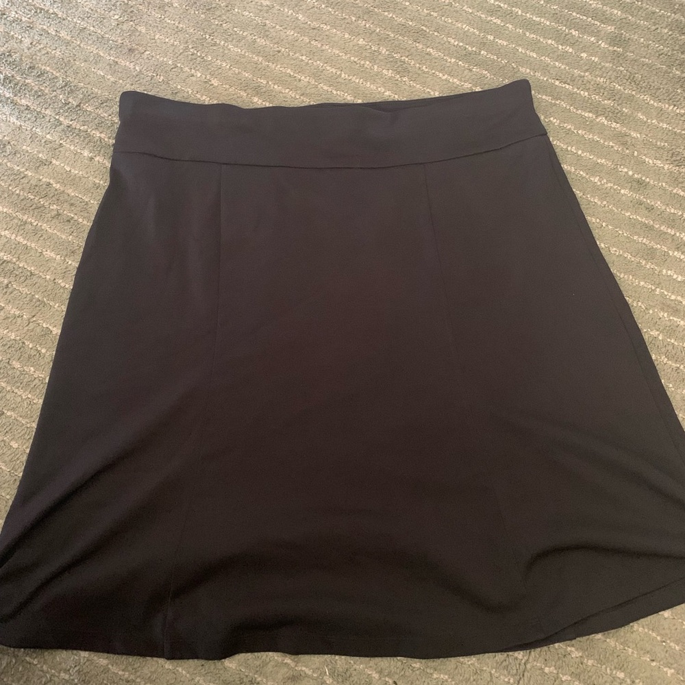 Black skirt